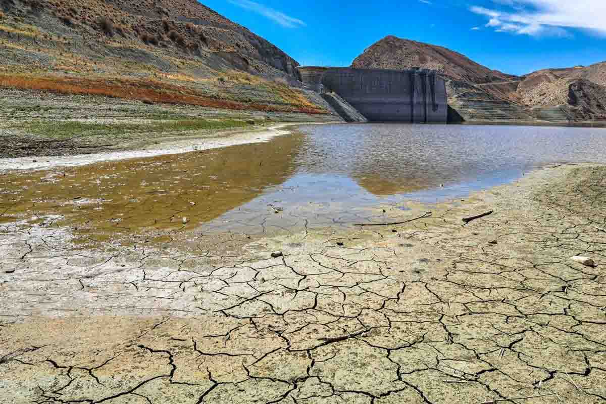 وضعیت منابع آبی ۱۲ استان کشور همچنان نگرانکننده است وضعیت منابع آبی ۱۲ استان کشور همچنان نگرانکننده است