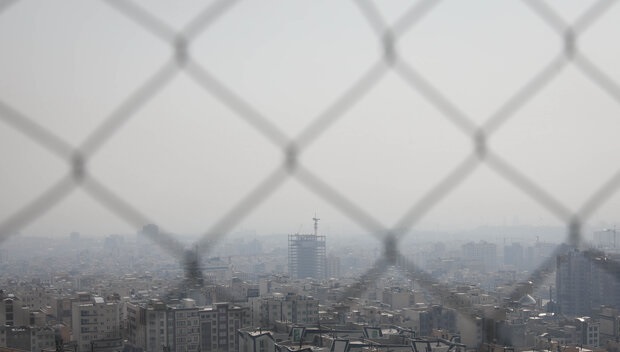 هوای تهران برای گروههای حساس ناسالم می‌شود