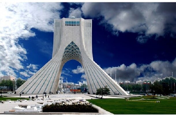 کیفیت هوای روز پنج شنبه تهران قابل قبول است