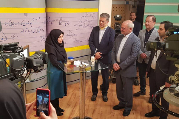 وزیر آموزش و پرورش : مدرسه تلویزیونی ایران تلاش برای نزدیک شدن به عدالت آموزشی