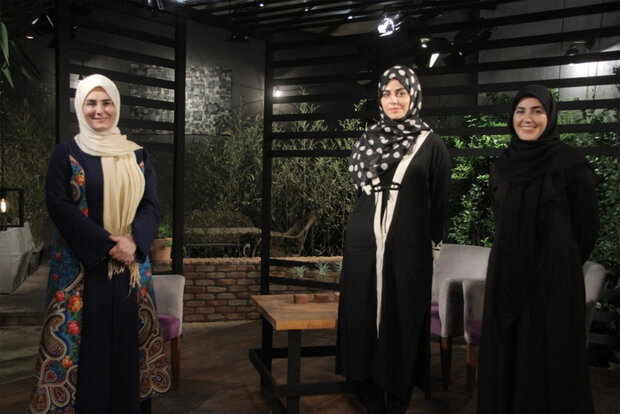 روایت قصه‌های مهاجرت و بازگشت به ایران به خاطر کرونا در «مکث»