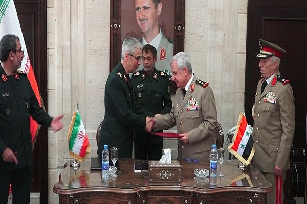 ایران و سوریه توافقنامه همکاری‌های نظامی و امنیتی امضا کردند