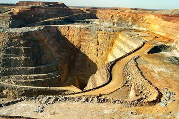احیا و فعال سازی ۱۴۷ معدن در سراسر کشور از ابتدای سال ٩٩ تاکنون انجام شد