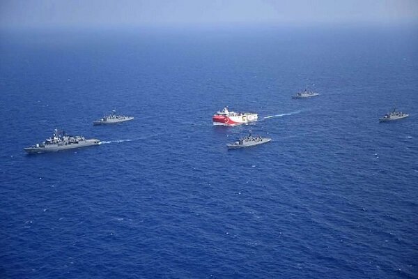 در اقدامی تحریک آمیز علیه ترکیه رخ می دهد: رزمایش نظامی دریایی امارات و یونان در دریای مدیترانه