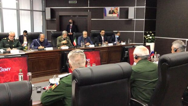امیر حاتمی در دیدار با وزیر دفاع روسیه: تقویت همکاری‌های تهران مسکو ضروری است