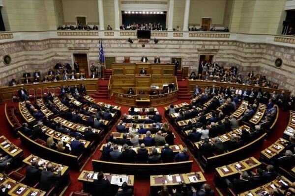 پارلمان یونان توافقنامه «تعیین حدود دریایی» با مصر را تصویب کرد