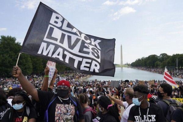 در شهر واشنگتن دی.سی؛ دهها هزار نفر به اعتراضها علیه نژادپرستی در آمریکا پیوستند