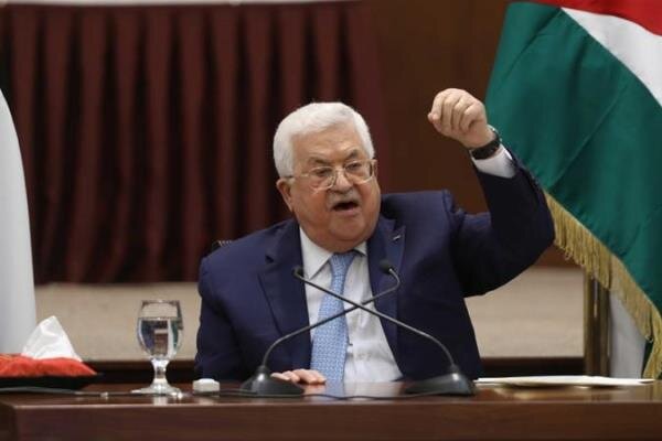 محمود عباس: هیچ کس اجازه ندارد از طرف ما حرفی بزند