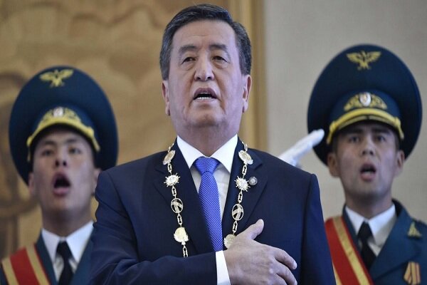 به دنبال اعتراضات مردمی؛ رئیس‌جمهور قرقیزستان استعفا کرد